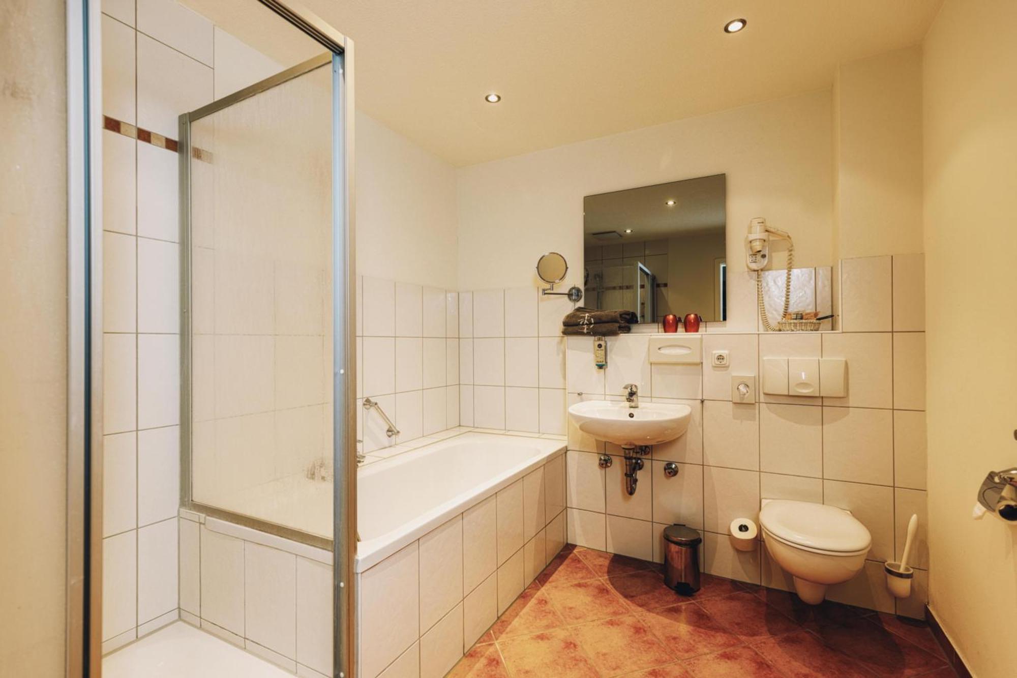 Seehotel Heidehof Klein Nemerow Eksteriør billede